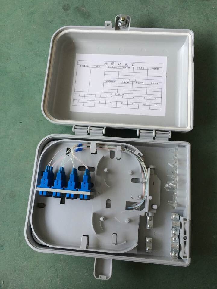 供应成都市光纤入户工程12芯塑料光纤分纤箱 法兰机架式  12芯光纤入户分纤箱  光缆分纤箱