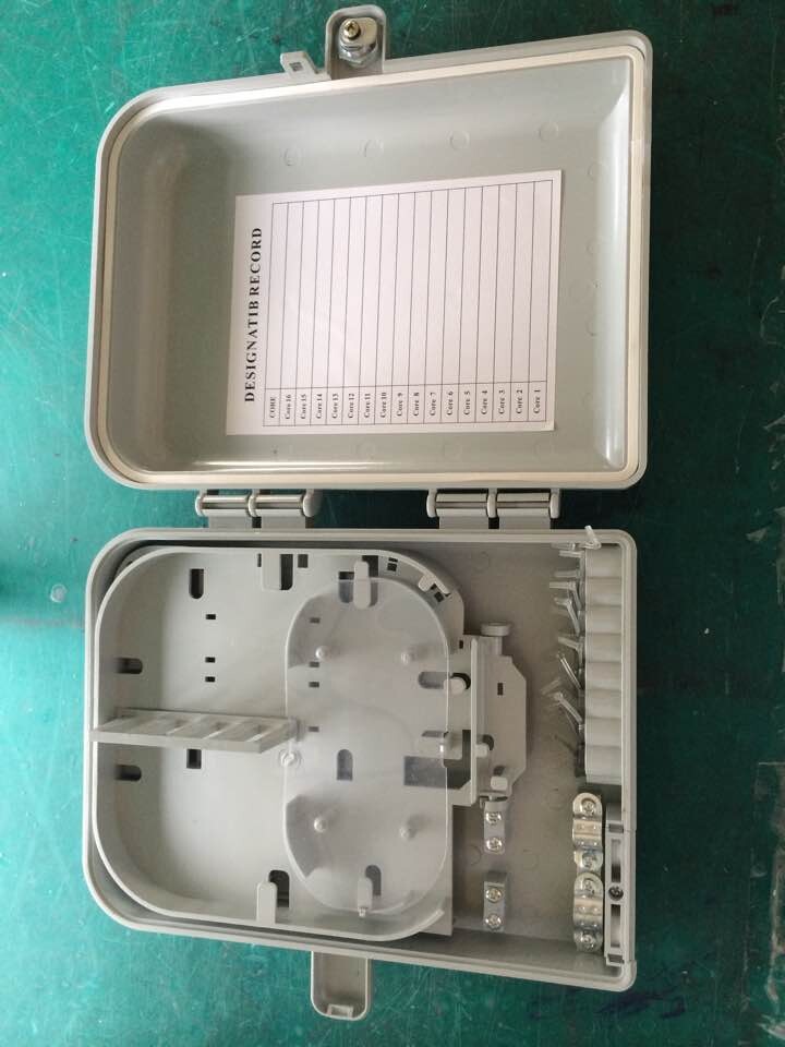 供应陕西24芯法兰机架式塑料光纤入户分纤箱  24芯光纤入户分纤箱  24芯塑料光纤分纤箱