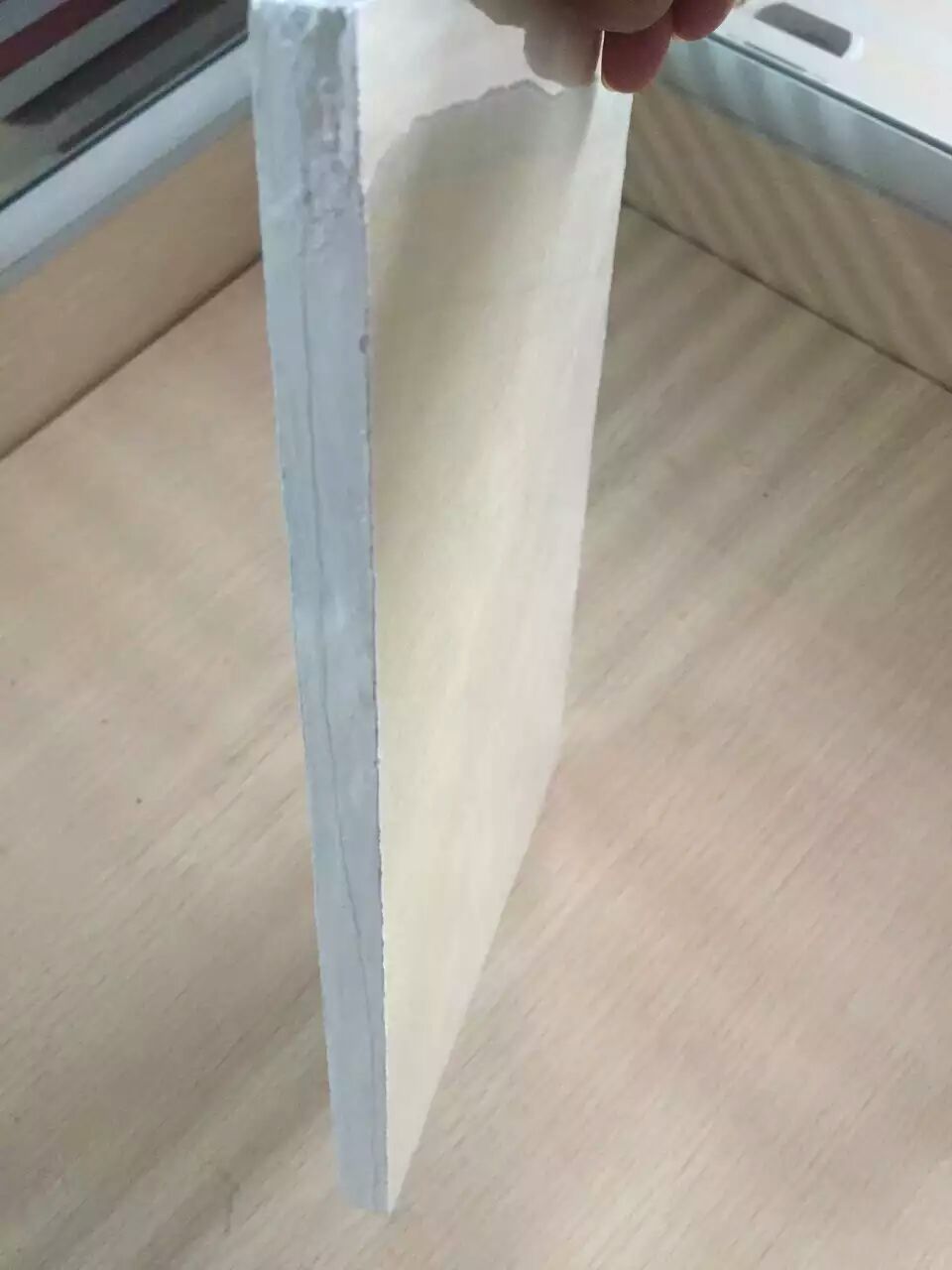 96kg25mm吸音板隔音板天花板填充装饰  广州吸音板