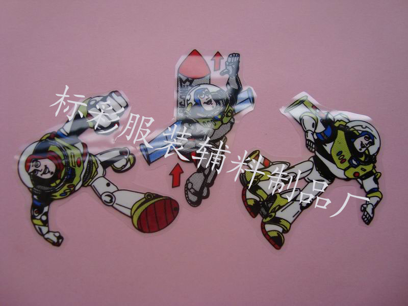 供应小男孩短裤热转印烫画标  卡通烫画  PET胶片烫画