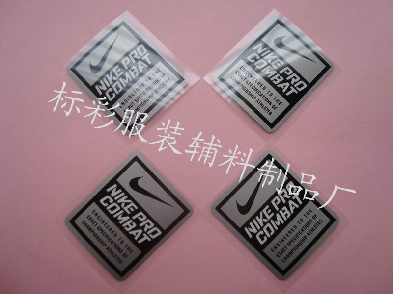 供应女士超短裤热转印烫画标  不刺激皮肤烫画  PET胶片烫画