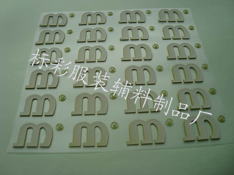 免费设计定做秋季女装烫画标  热转印烫画  环保烫画