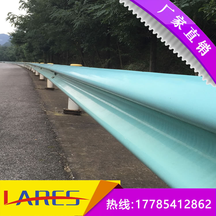 贵州厂家波形护栏价格/公路喷塑护栏板施工 镀锌护栏板