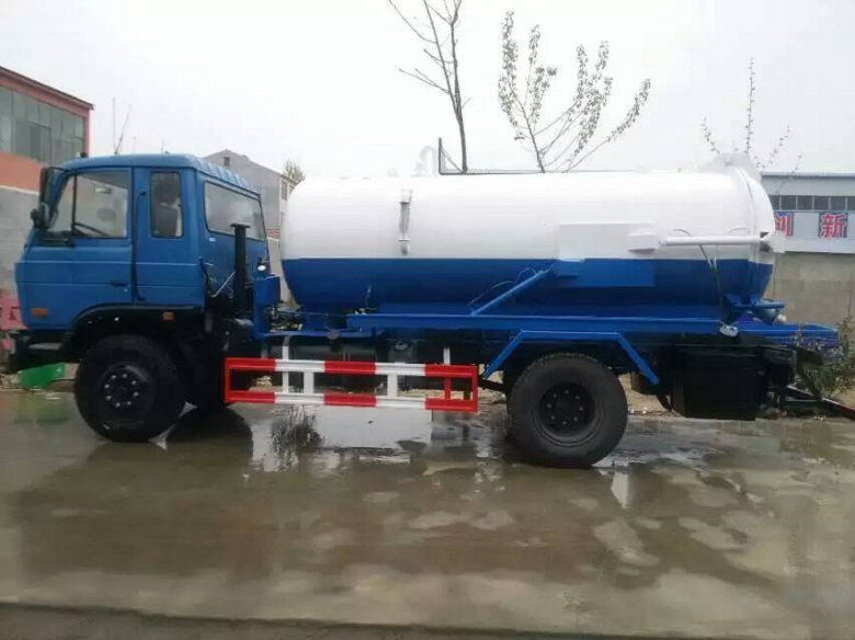 新疆维吾尔乌鲁木齐3吨吸粪车出厂价格