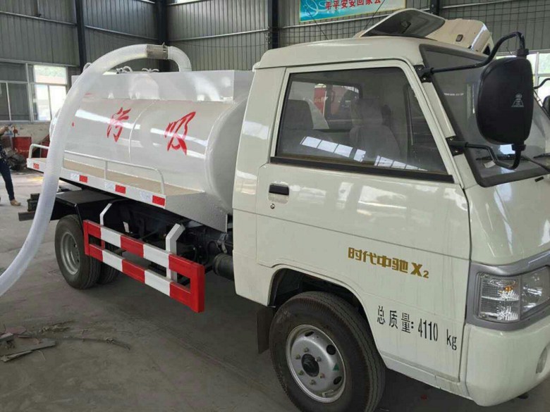山东济宁3吨吸粪车出厂价格