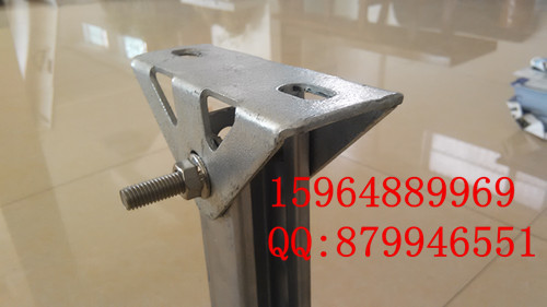 光伏支架的供应商兰陵鸿泰  光伏搭桥件  薄膜边压块  三角固定件