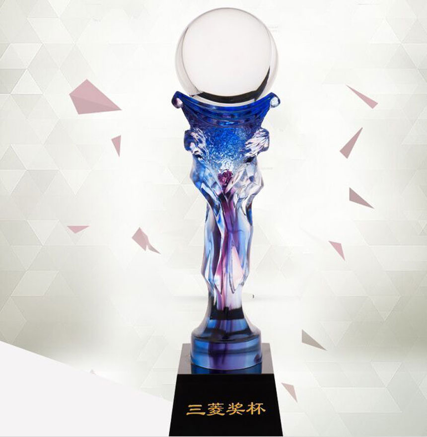 北京单位年终活动颁奖奖杯，找高档琉璃奖杯  三菱琉璃奖杯  烧制脱蜡琉璃奖杯  双星琉璃奖杯