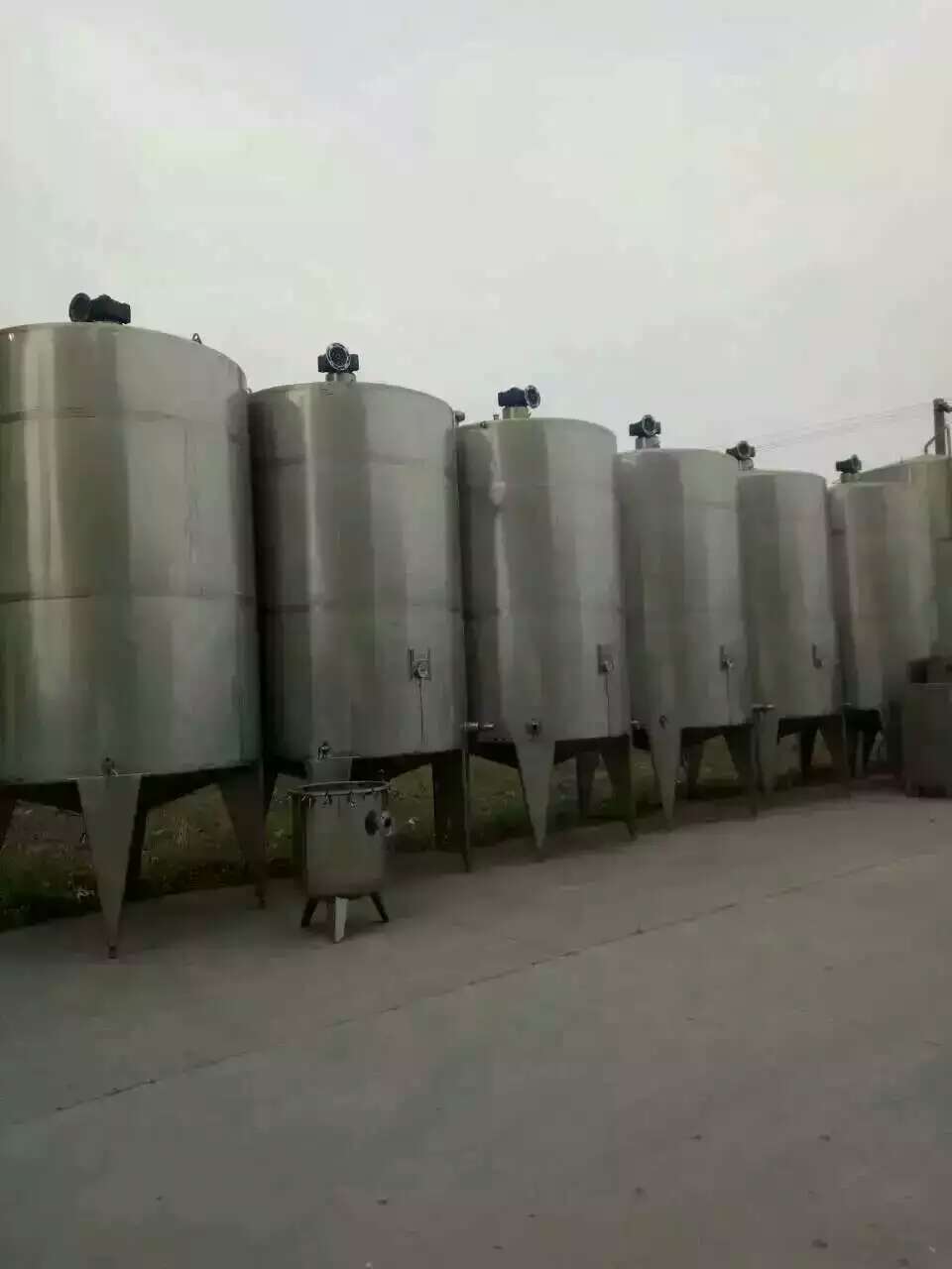 不锈钢储罐 储罐‘发酵罐’ 配液罐 搅拌罐