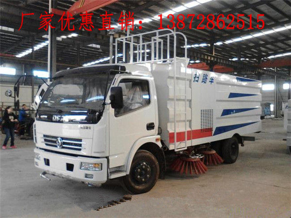 东风6吨扫路车