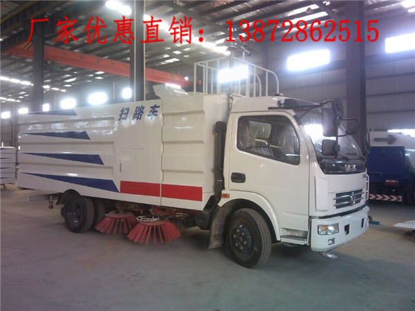 东风6吨扫路车