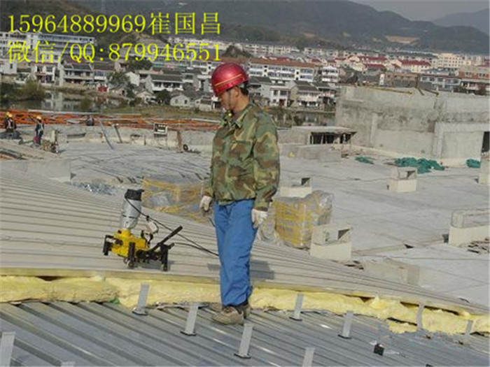 各种电动锁边机型号供应厂家    山东兰陵  手动咬口钳  铝镁锰锁边机  470电动咬口机