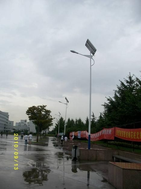 恩施太阳能路灯厂家/太阳能路灯价格