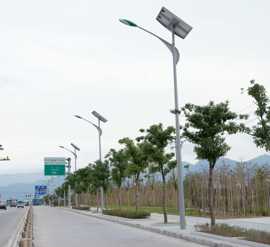 恩施太阳能路灯厂家/太阳能路灯价格