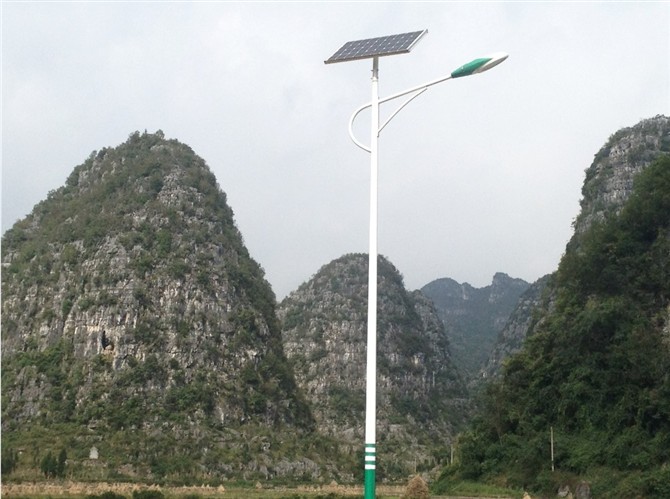 黄山太阳能路灯厂家/太阳能路灯价格