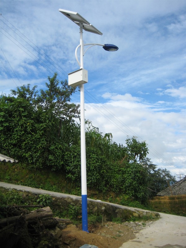 随州太阳能路灯厂家/太阳能路灯价格