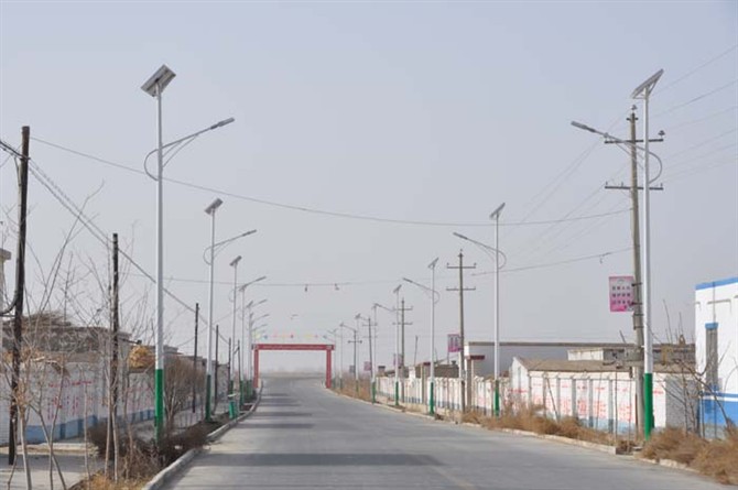荆门太阳能路灯厂家/太阳能路灯价格