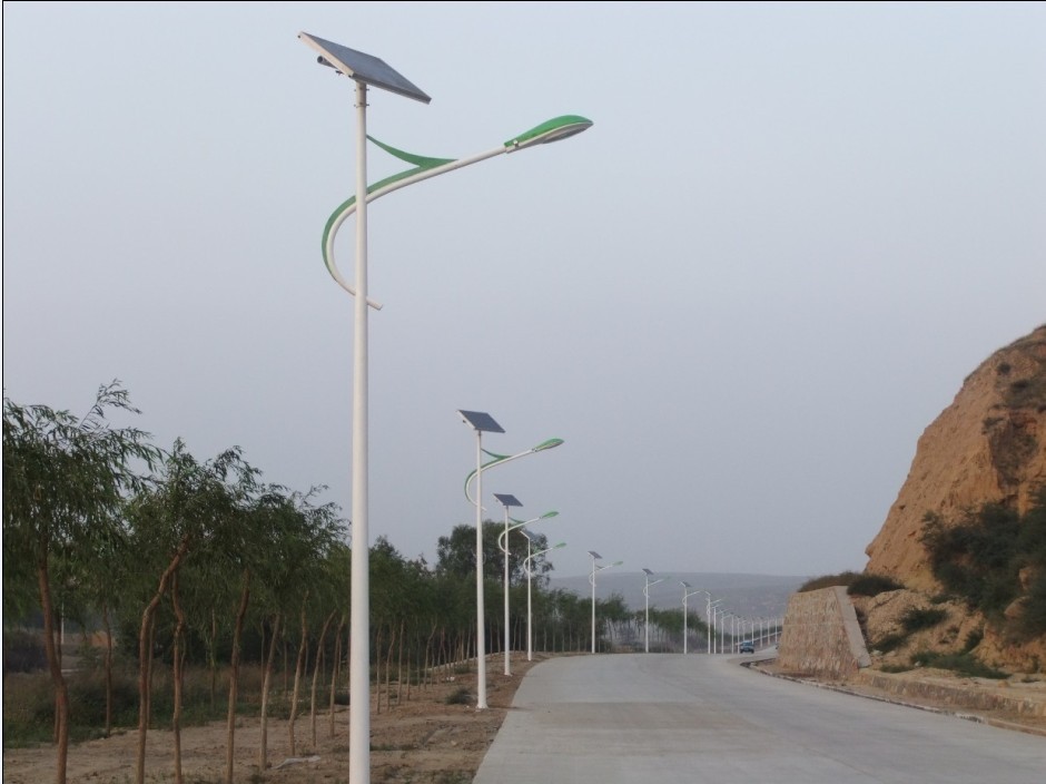 荆门太阳能路灯厂家/太阳能路灯价格