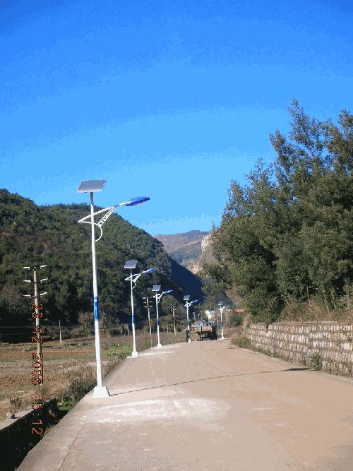 滁州太阳能路灯厂家/太阳能路灯价格