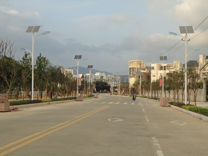厂家直销新农村太阳能路灯价格LED路灯报价可定制&nbsp;&nbsp;太阳能路灯报价