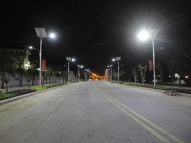 厂家直销新农村太阳能路灯价格LED路灯报价可定制&nbsp;&nbsp;太阳能路灯报价