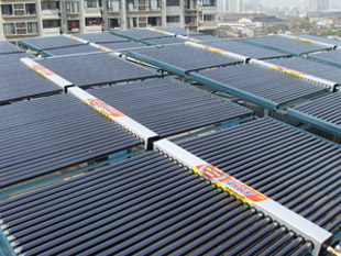 养殖场,工厂,学校等大型太阳能热水工程  太阳能热水器  太阳能热水器工程  太阳能热水厂家