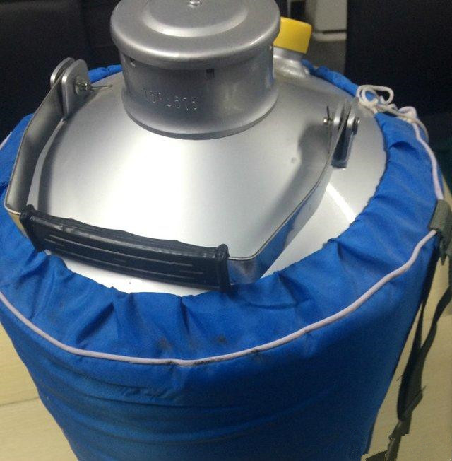 深圳市宝安液氮厂 手提小液氮销售 10L液氮罐  液氮价格