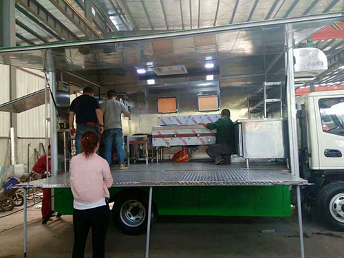 餐车_小餐车内部构造图片