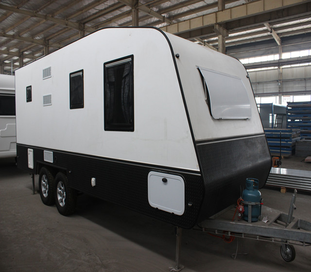 甘肅拖掛型房制作_哪家公司的寧夏得勞斯拖掛房車A型做的不錯