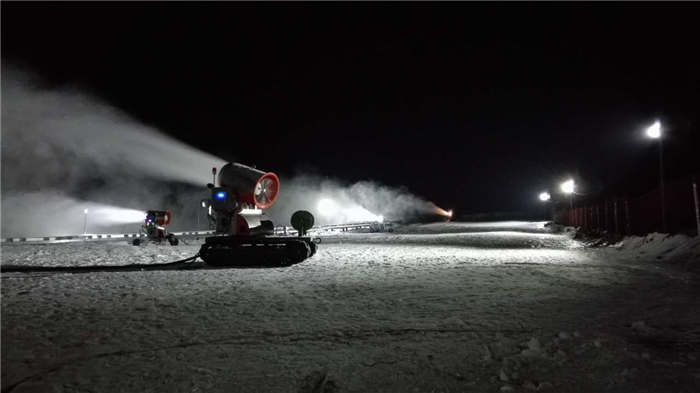 滑雪场造雪机