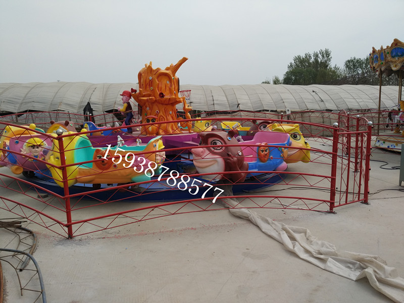 熊出沒轉(zhuǎn)轉(zhuǎn)杯 游樂設(shè)備  新型熊熊戰(zhàn)車