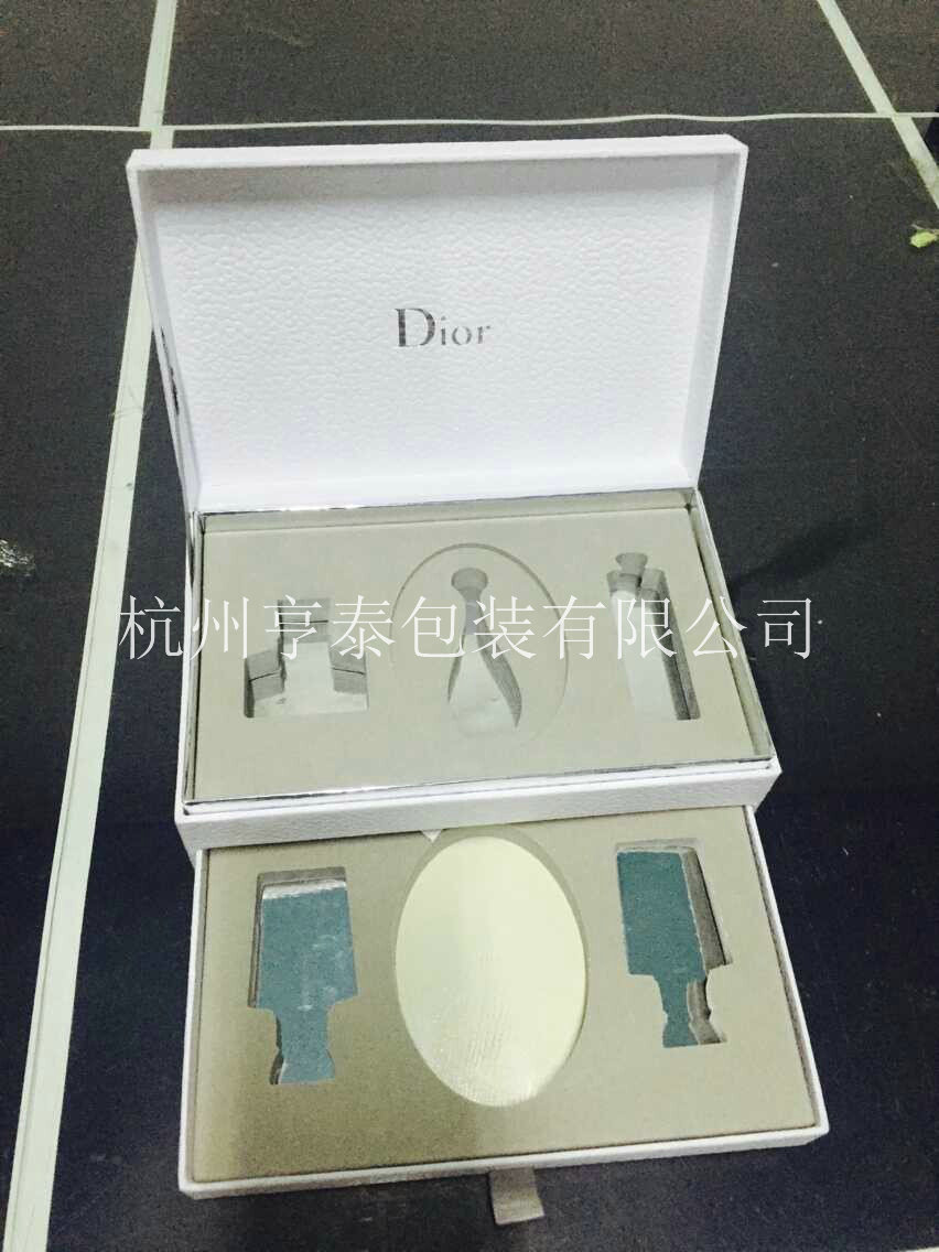 手機(jī)盒高檔化妝品禮盒哪里有賣|麗水高檔化妝品禮盒