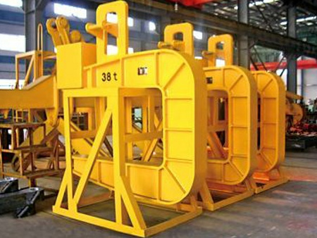 好的卷鋼吊具供應商當屬泰州市天泰冶金 卷鋼吊具價格