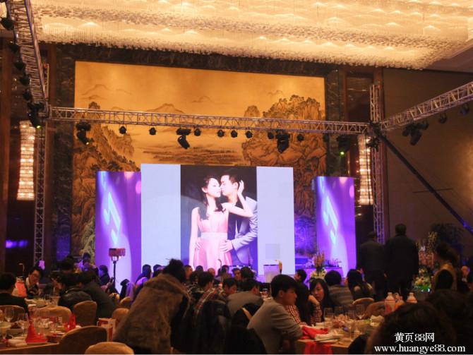 高清LED显示屏  室内表贴高清全彩屏  演唱会LED显示屏