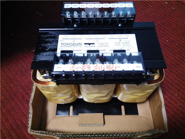 日本TOYOZUMI丰澄电源变压器3LD-05KF