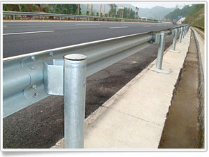 防撞设施-供应高速公路护栏板专用连接螺栓  波形护栏板螺丝  AB防盗防松螺母  防阻块