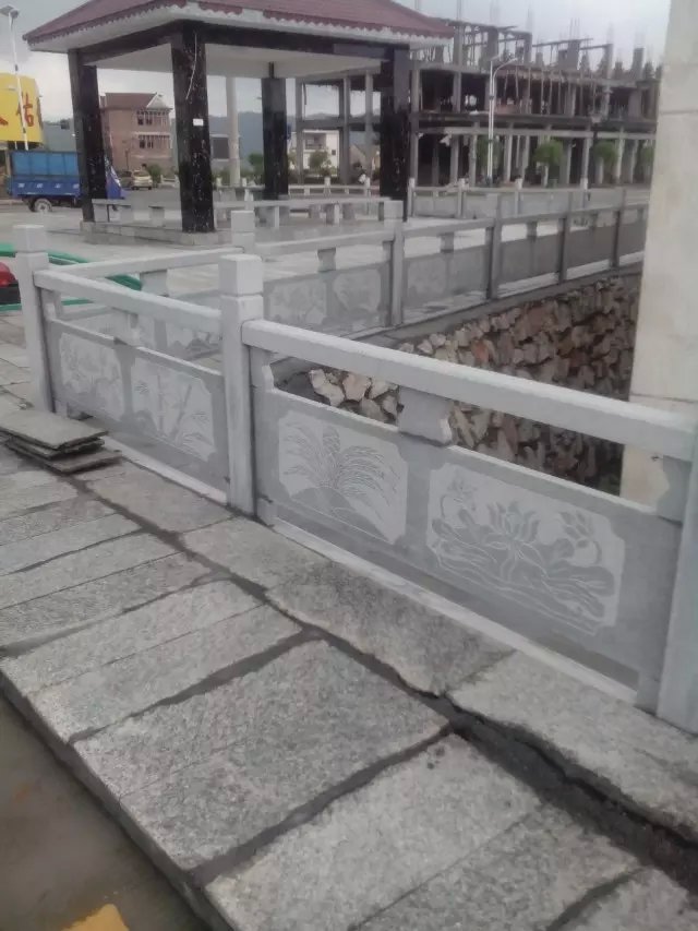 大理石栏杆护栏 花岗岩芝麻灰石材栏杆厂家  大理石护栏  石材护栏厂家