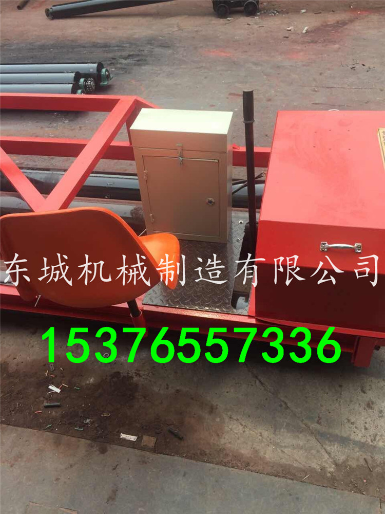 定制不同规格的三滚轴摊铺机 振动梁摊铺机  混凝土摊铺机  螺旋叶片摊铺机