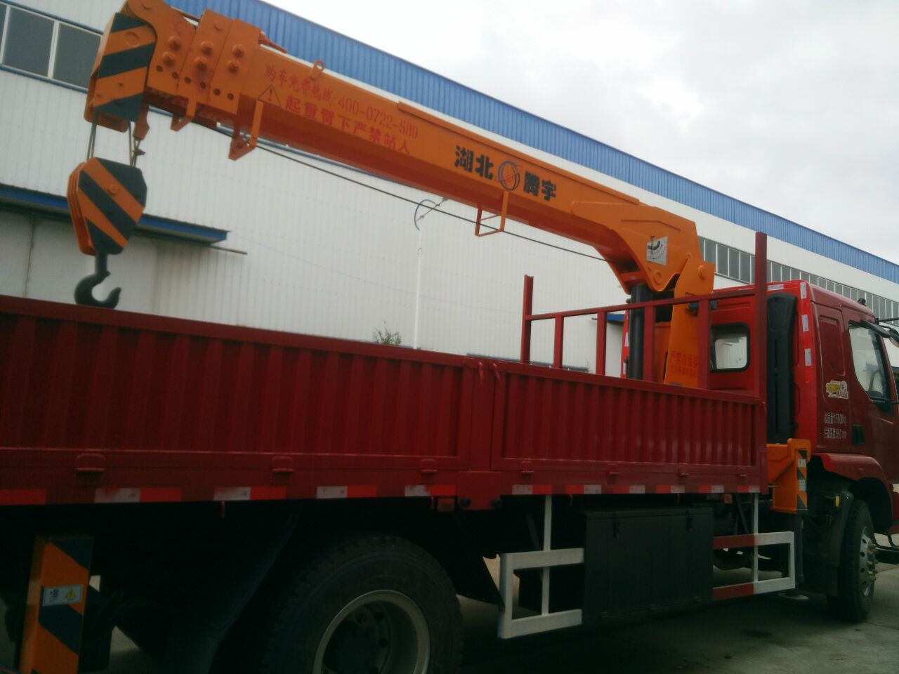 二手随车吊  起重运输车  平板带吊运输车