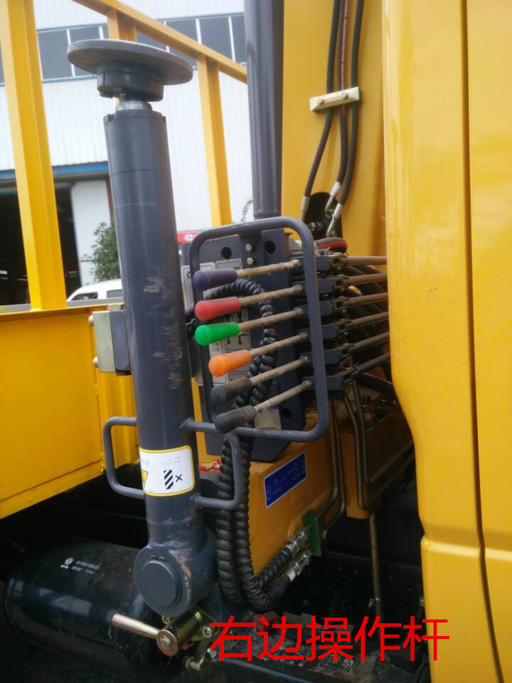 带吊拖车   厂家  随车吊  平板运输车  起重运输车
