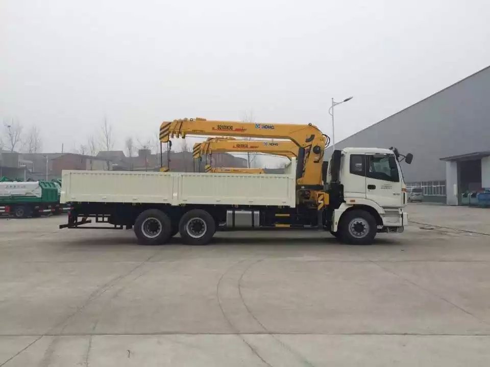 东风后八轮随车吊  随起运输车  随车吊厂家