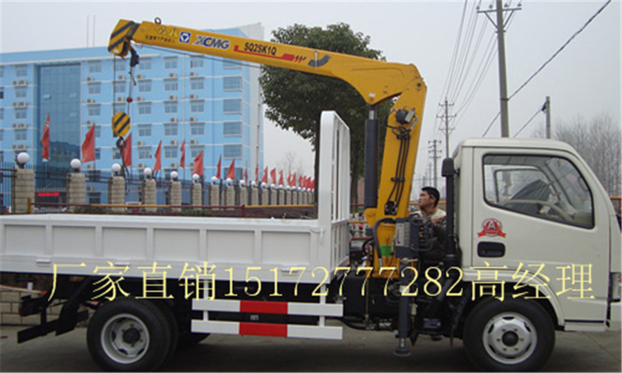 东风随车吊  随起运输车  随车吊价格