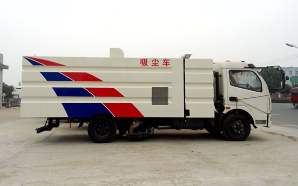 泸州吸尘车价格