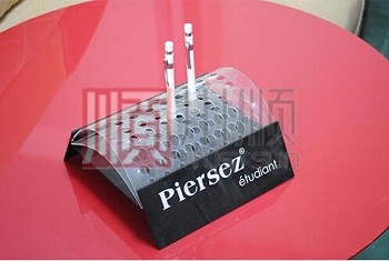 东莞亚克力展架工厂
