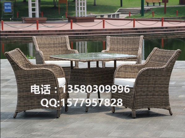 户外藤桌椅图片 藤桌椅素材 花园藤质沙发茶几  藤沙发  桌制桌椅