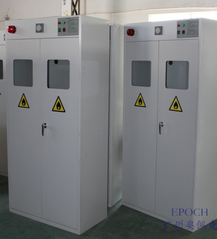 全钢实验台供应商——供应深圳超实惠的全钢&nbsp;&nbsp;全钢通风柜