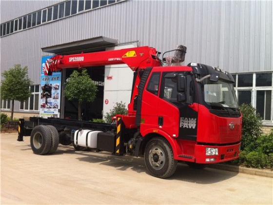 进口8吨随车吊  自备吊  小型吊车  品牌吊车