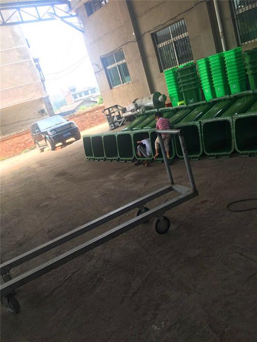 铁环卫垃圾桶,岳阳环卫垃圾桶,湖南金盛塑  100l环卫垃圾  环卫垃圾桶盖