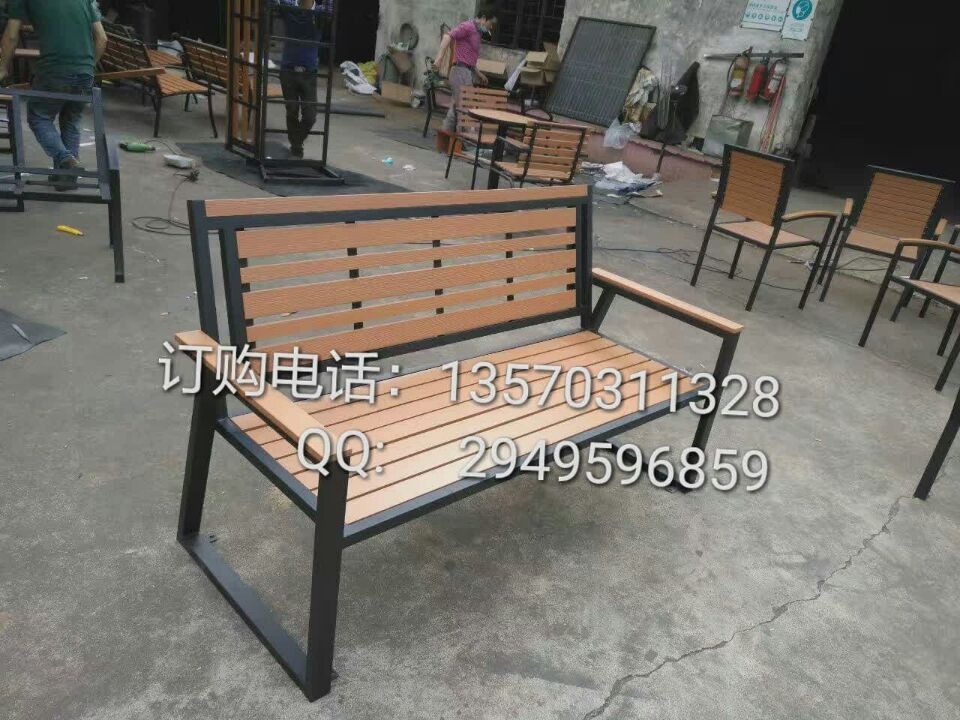 厂家直销户外休闲公园椅 钢木结构休闲长椅
