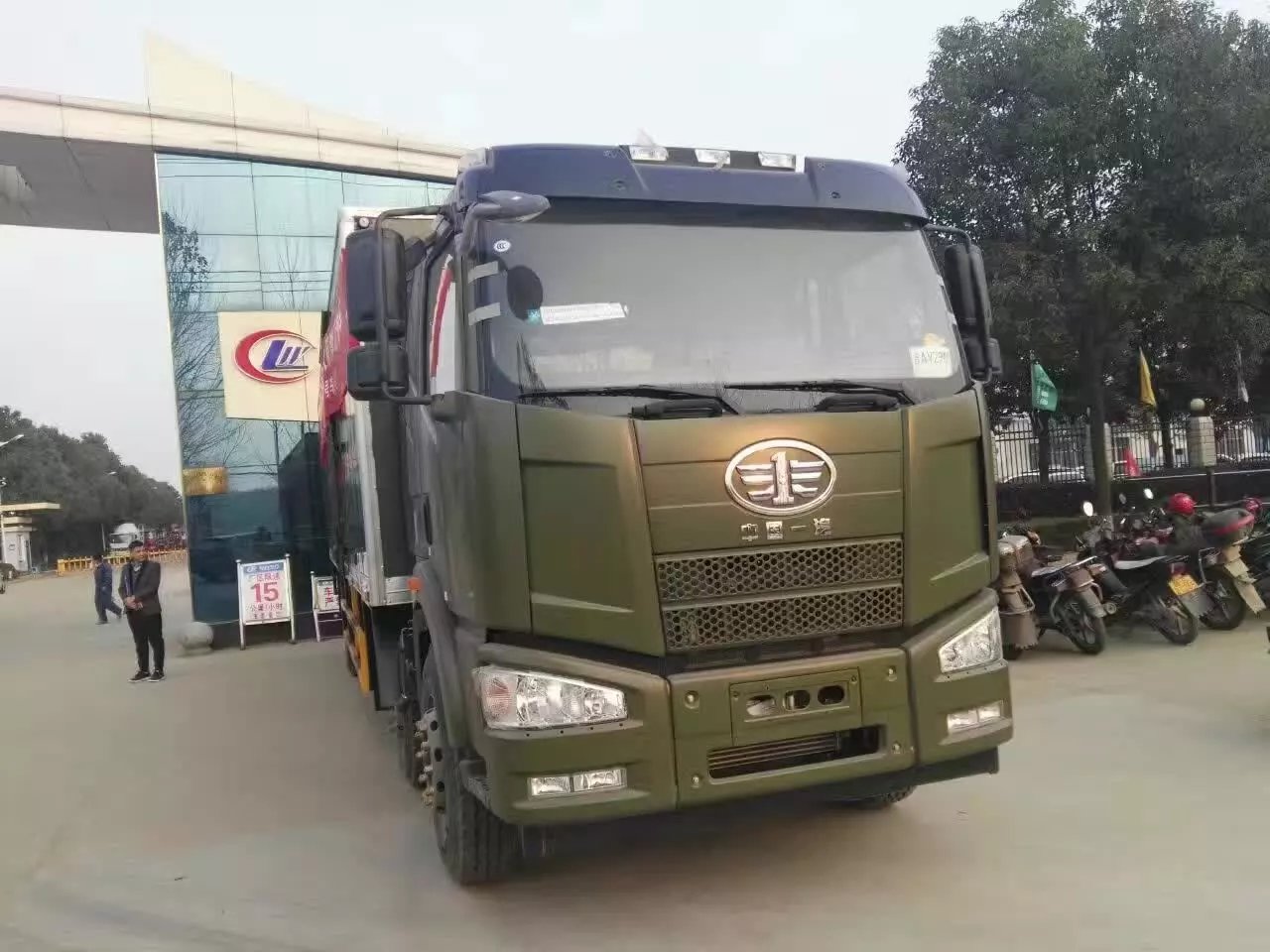 导弹运输车  炮弹运输车  危险品运输车  特种车