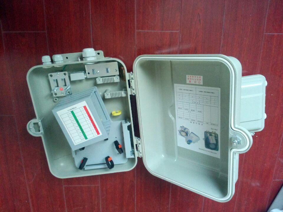 SMC1分32光纤分路箱 插片式分纤箱楼道箱  光纤分纤箱  分路器箱
